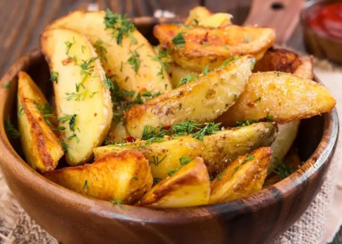 Batatas asadas al horno con hierbas aromáticas