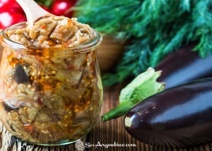 Berenjenas al escabeche saludables y bajas en sodio