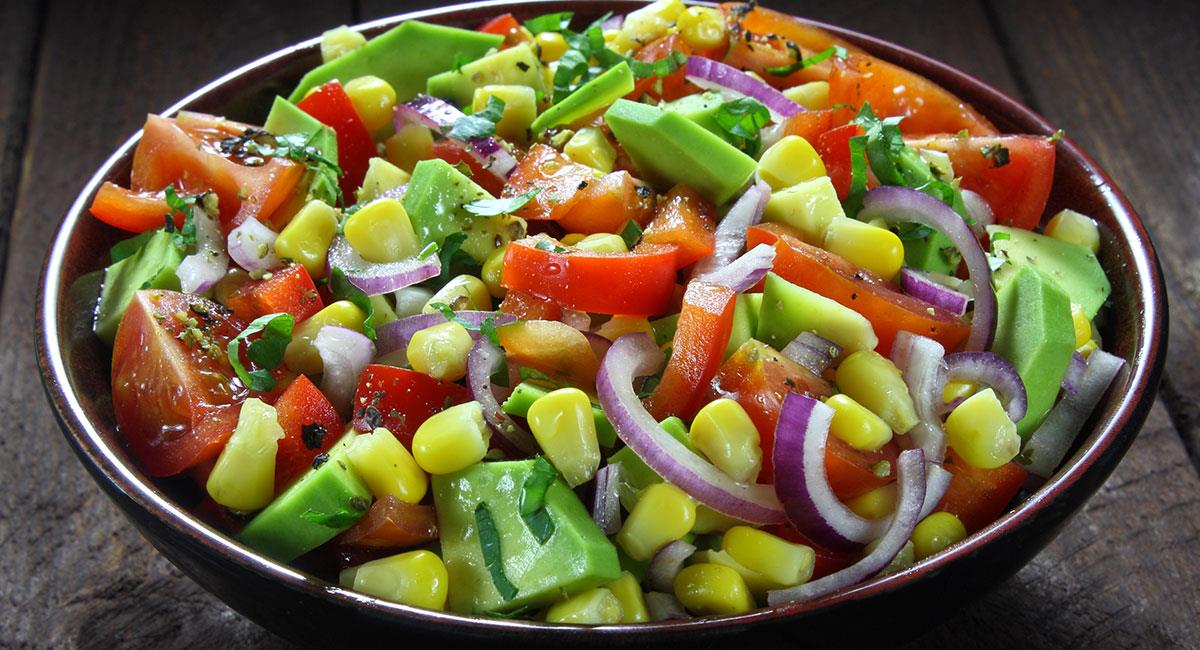 Ensalada de aguacate fresca