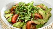 Ensalada de Tomate y Aguacate